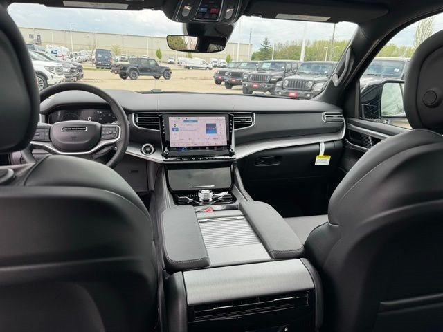New 2026 Jeep Grand Wagoneer Limited AWD/4WD image 33