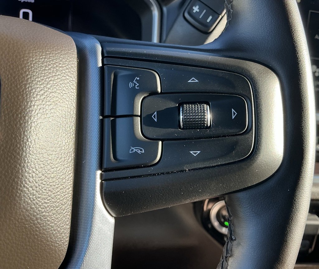 Used 2024 GMC Sierra 3500 SLT w/ SLT Convenience Package image 64