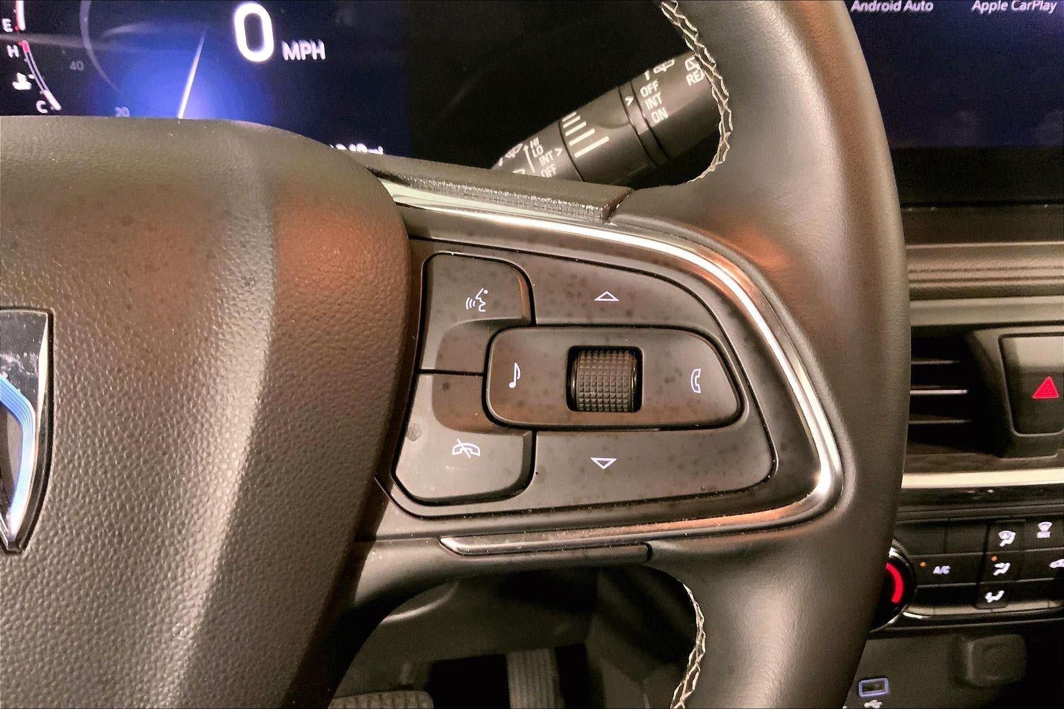 Used 2025 Buick Encore GX Preferred AWD/4WD image 19