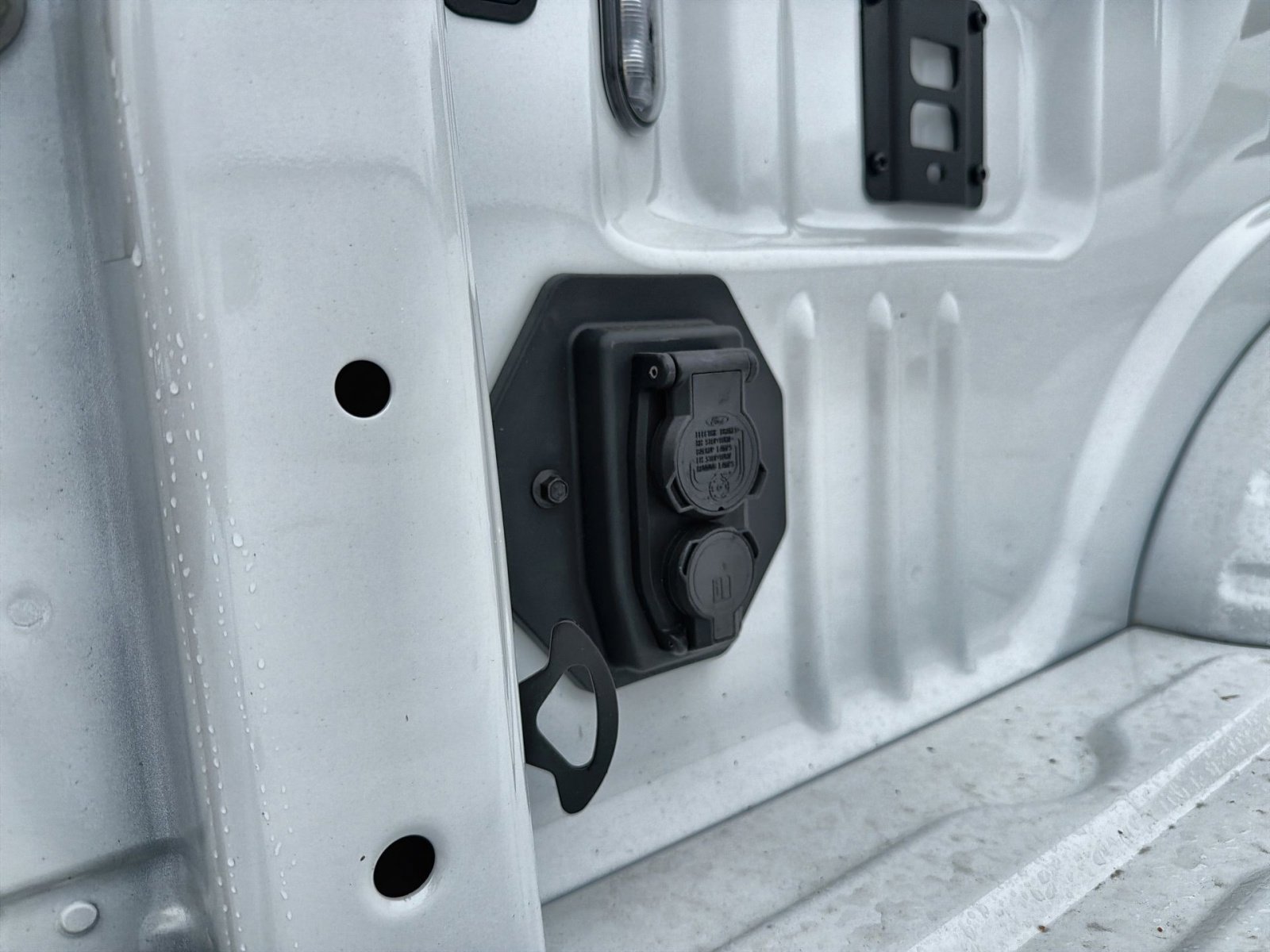 New 2026 Ford F450 Platinum w/ Platinum Plus Package image 36