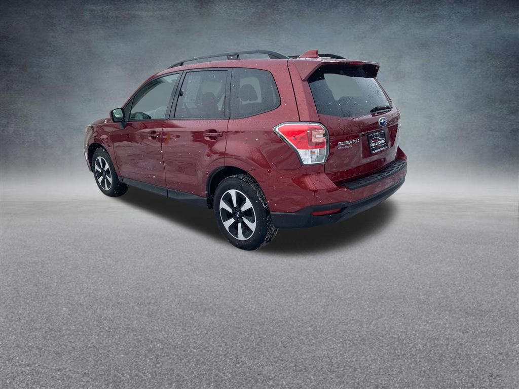 Used 2018 Subaru Forester 2.5i Premium image 3