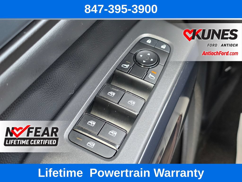 Used 2025 Nissan Pathfinder SV FWD image 44