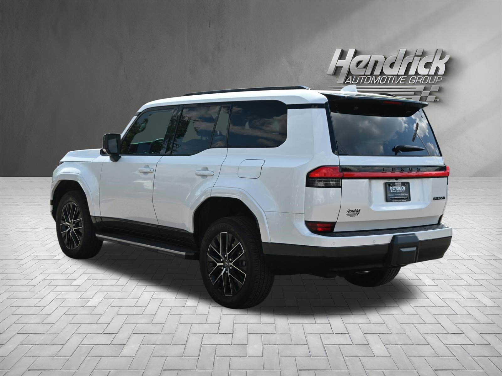 Used 2024 Lexus GX 550 w/ Cold Area Package AWD/4WD image 8