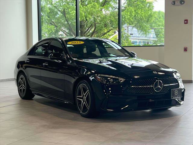 Used 2025 Mercedes-Benz C 300 4MATIC Sedan image 2