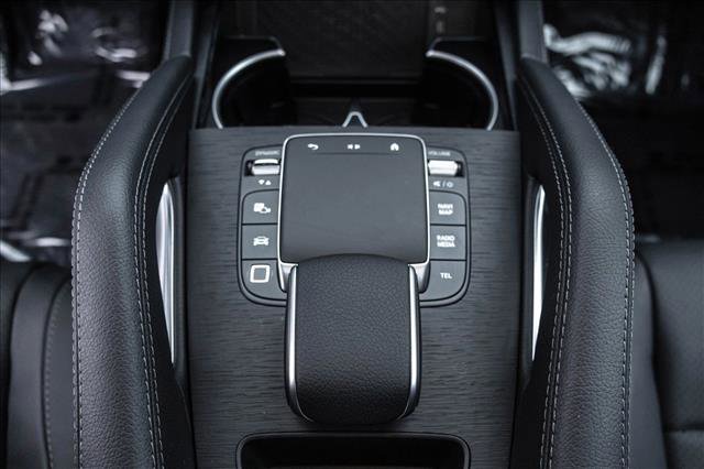 Used 2025 Mercedes-Benz GLE 450 4MATIC image 20