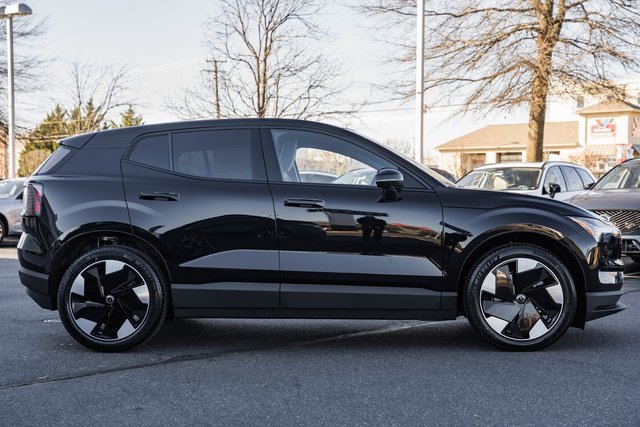 New 2026 Volvo EX30 Plus image 3