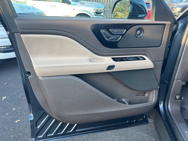 Used 2024 Lincoln Aviator Reserve w/ Elements Package Plus image 28