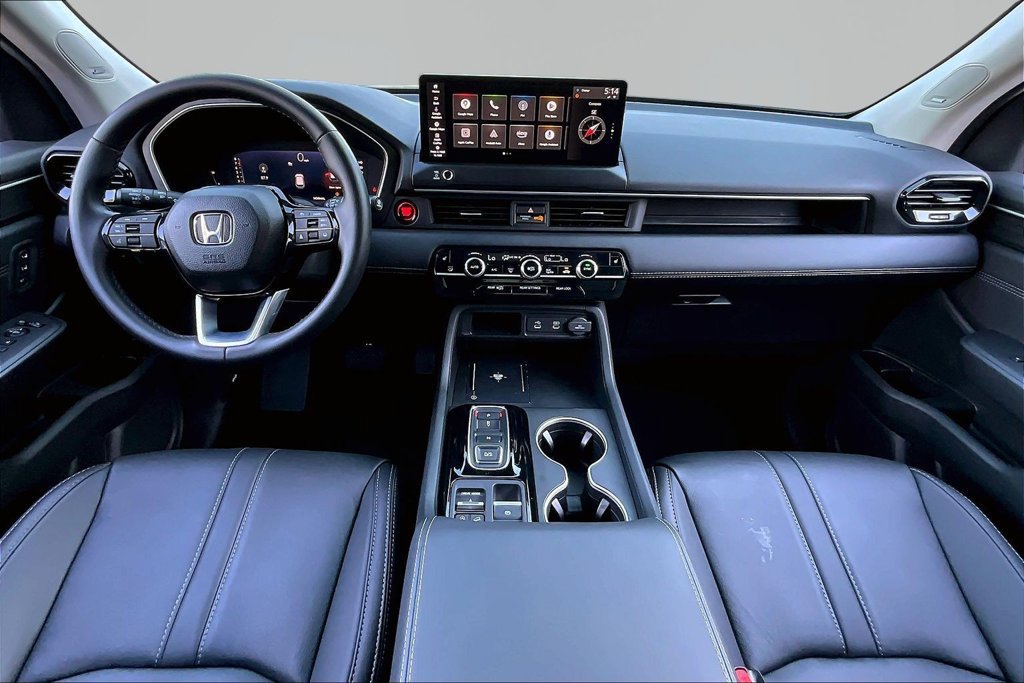 Used 2026 Honda Pilot Touring image 7