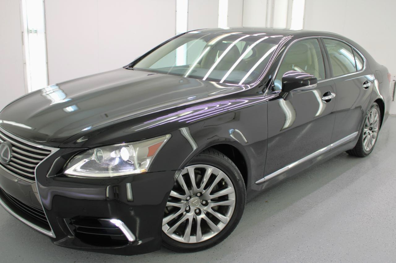 Used 2017 Lexus LS 460 w/ Comfort Package RWD image 13