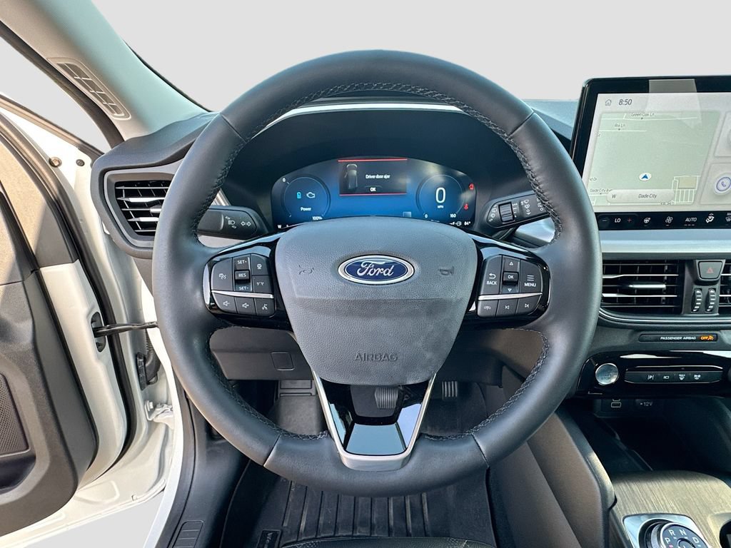Used 2024 Ford Escape SE w/ PHEV Premium Package FWD image 11