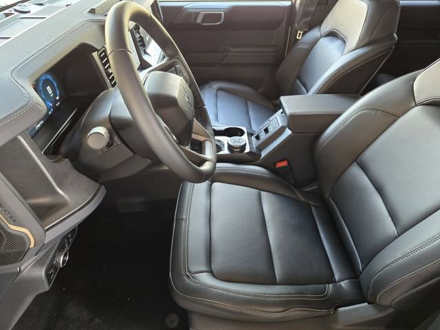 New 2025 Ford Bronco Badlands image 10