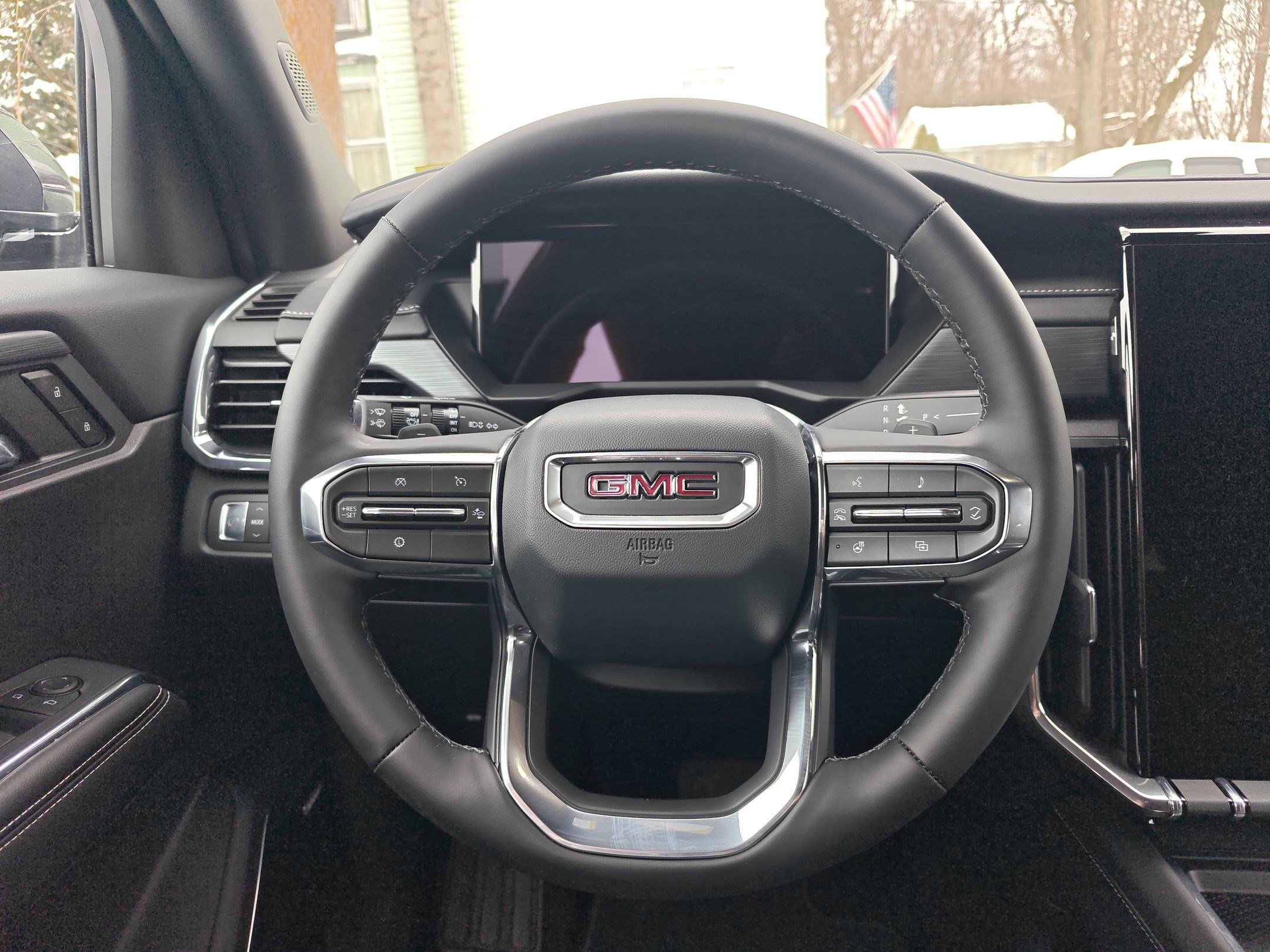 Used 2025 GMC Acadia Elevation w/ LPO, Floor Liner Package image 16