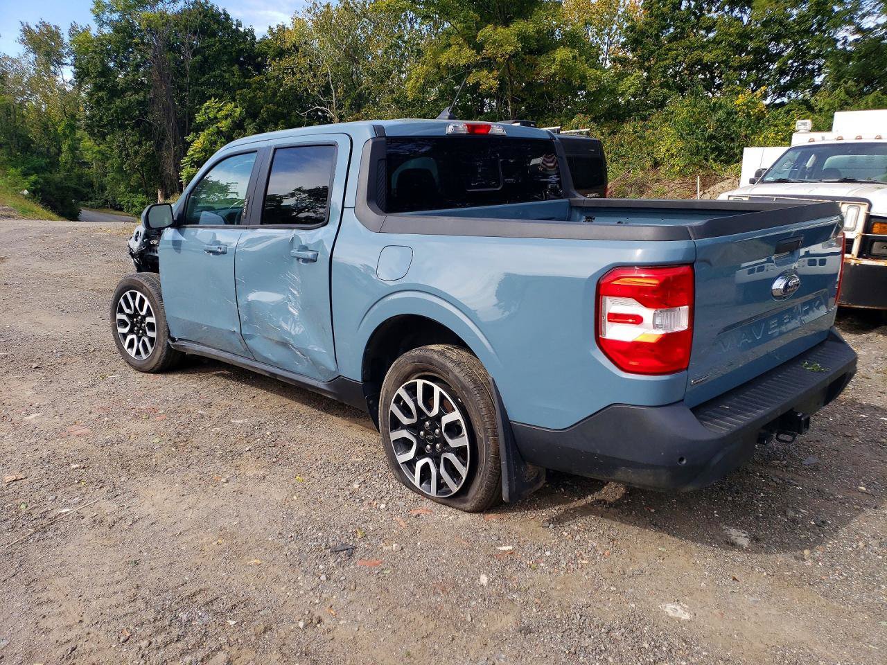 Used 2023 Ford Maverick Lariat w/ Lariat Luxury Package FWD image 4