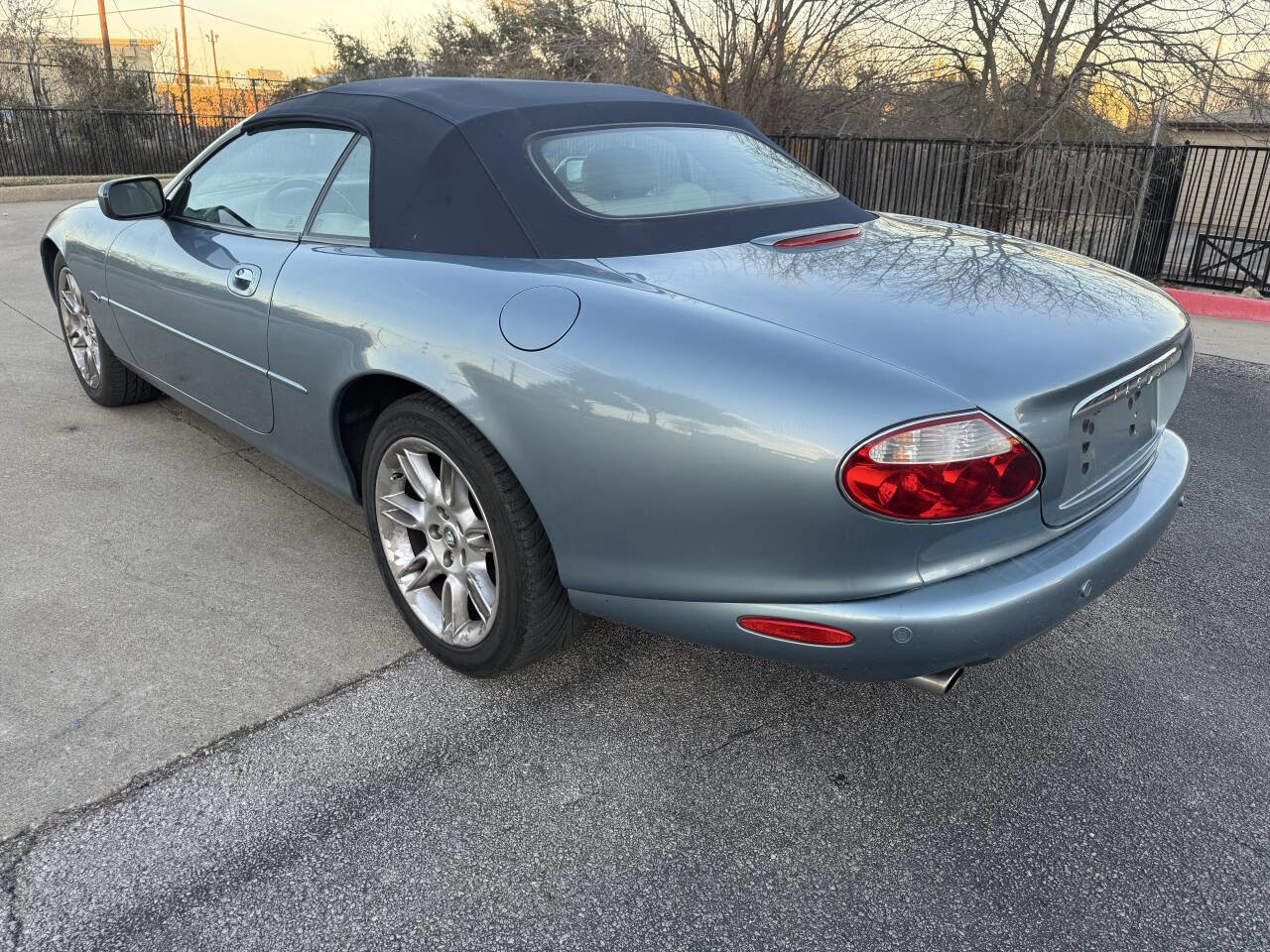 Used 2002 Jaguar XK8 Convertible image 5