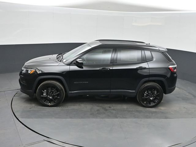 New 2026 Jeep Compass Latitude image 34