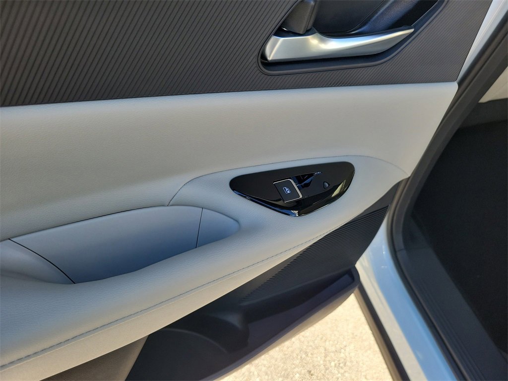 Certified 2025 Nissan Murano SL w/ Cargo Package image 12