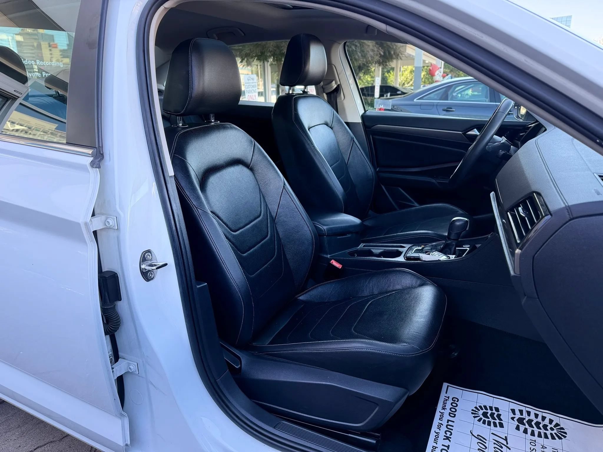 Used 2020 Volkswagen Jetta SEL Premium FWD image 38