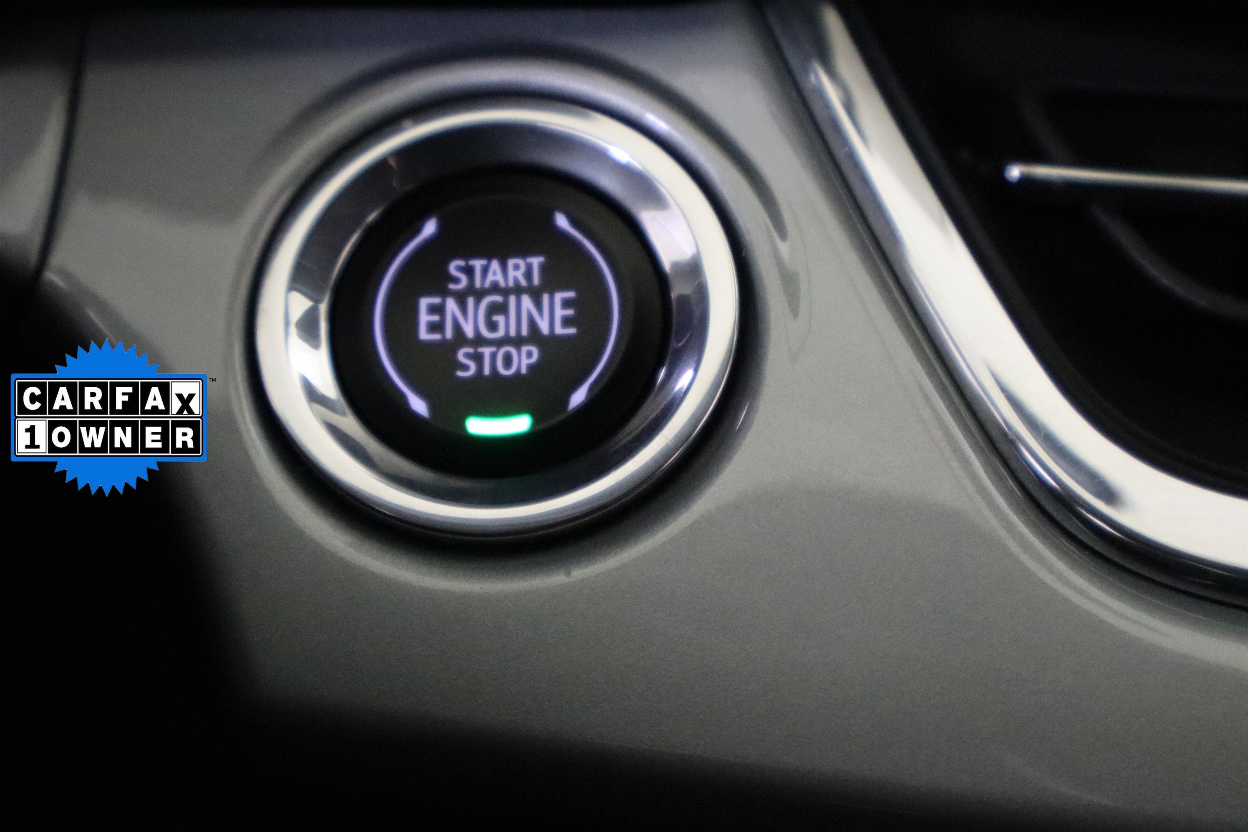 Certified 2025 Chevrolet Trax LT FWD image 33