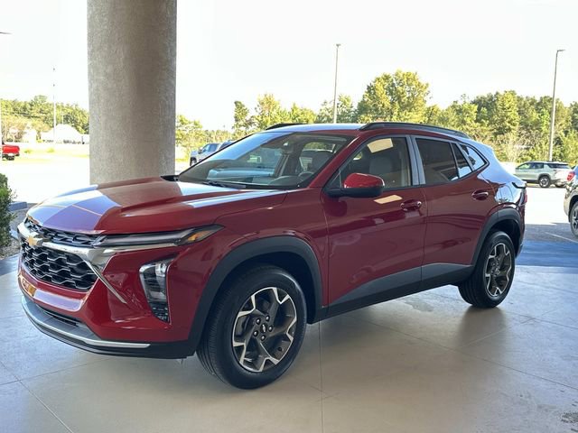 New 2026 Chevrolet Trax LT w/ Driver Confidence Package image 5