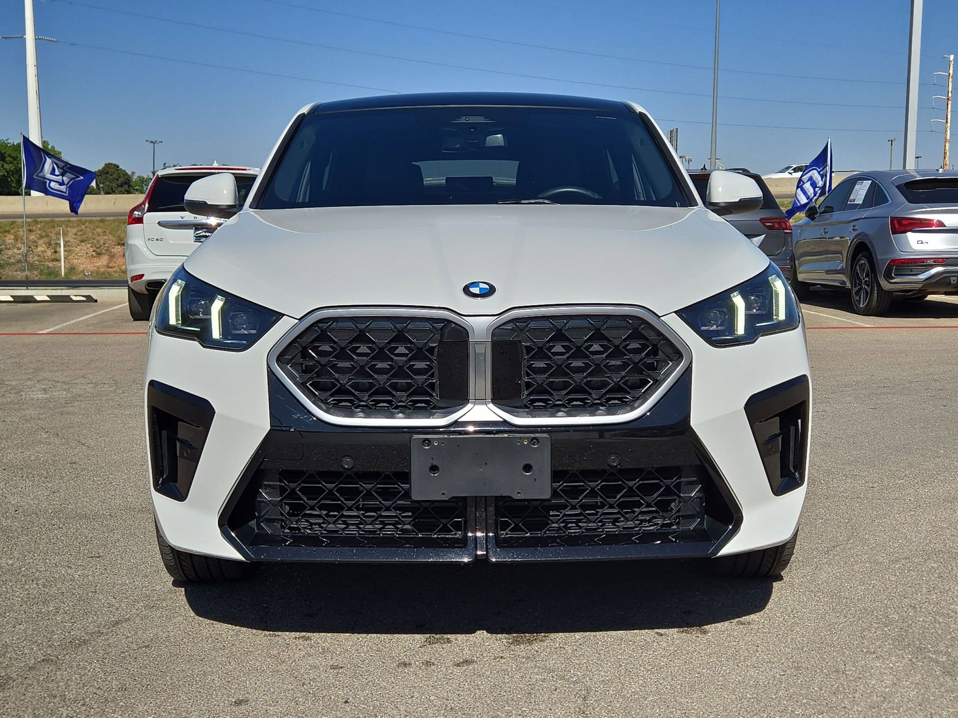 Used 2026 BMW X2 xDrive28i AWD/4WD image 10
