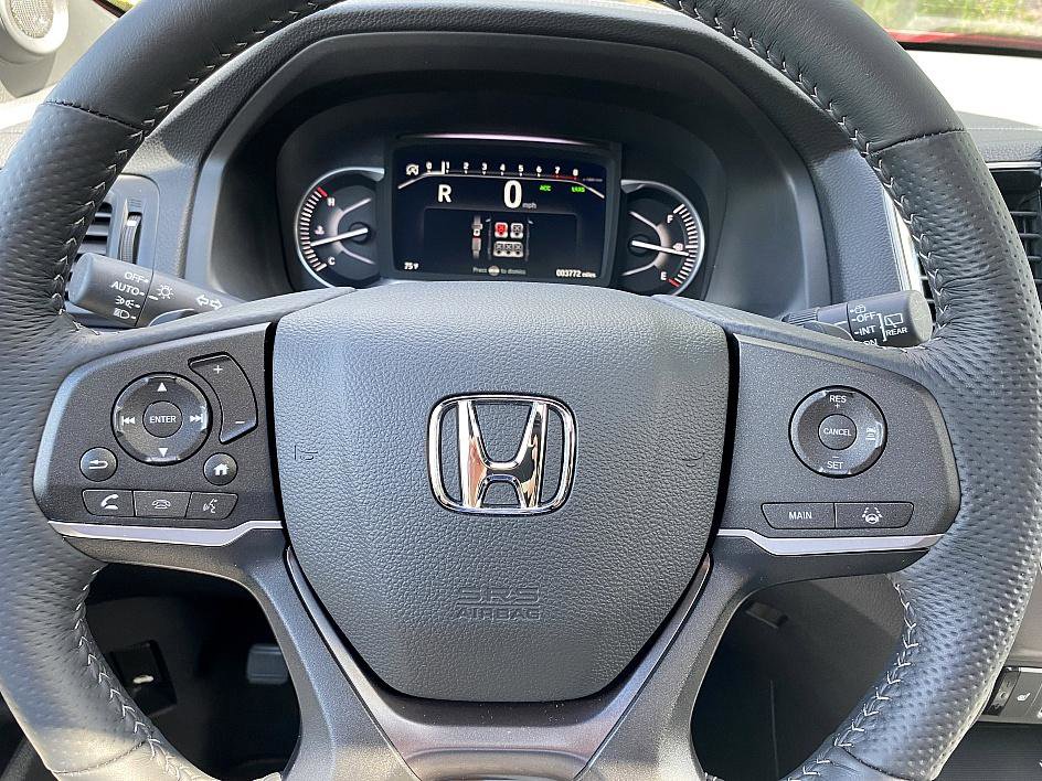 Used 2025 Honda Passport EX-L image 22