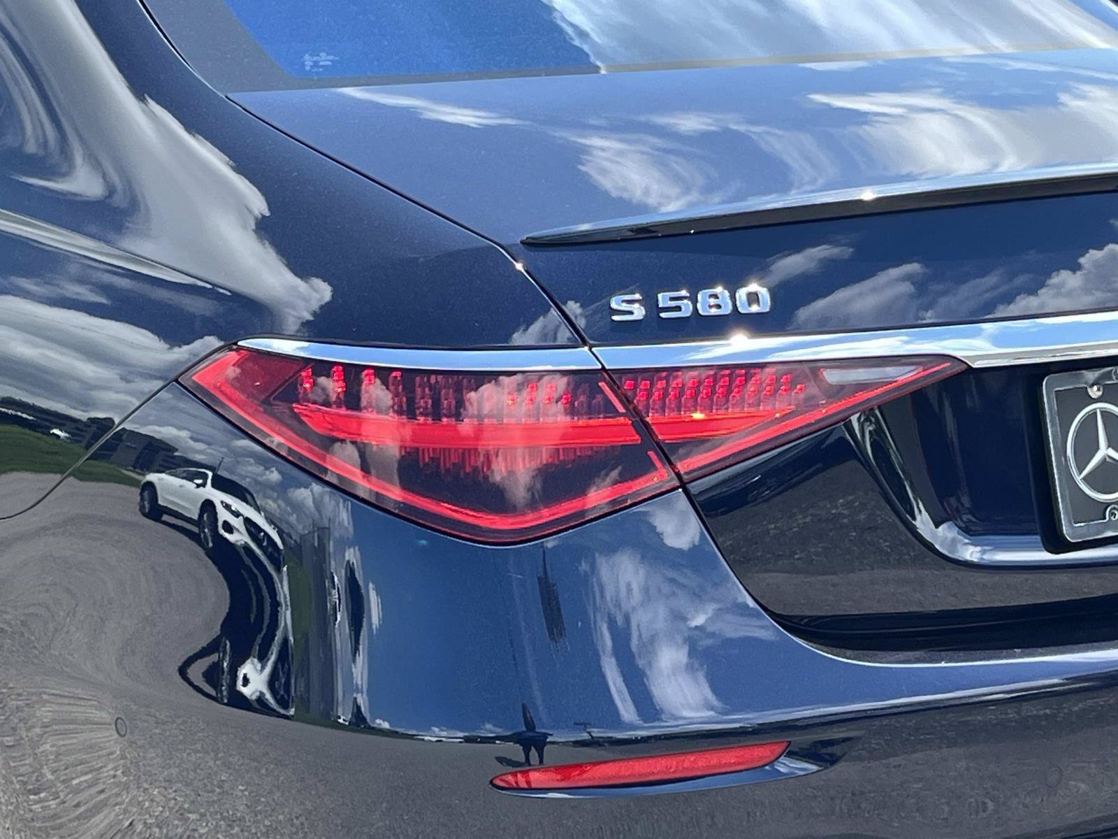 Certified 2023 Mercedes-Benz S 580 4MATIC Sedan image 10