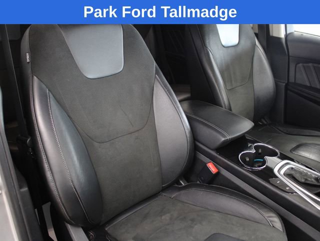 Used 2016 Ford Edge Sport w/ Equipment Group 401A AWD/4WD image 21