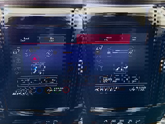 Used 2021 Chevrolet Traverse Premier w/ Redline Edition AWD/4WD image 17