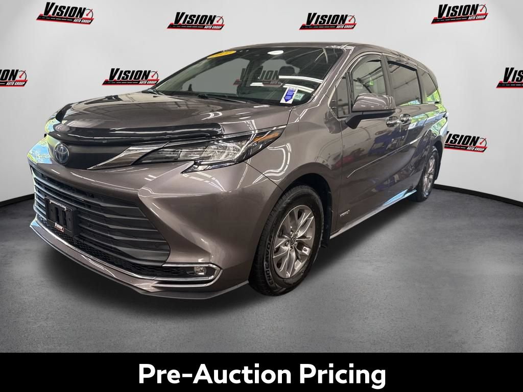 Used 2021 Toyota Sienna XLE FWD 360° Tour