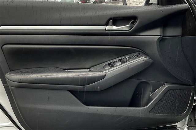 Used 2022 Nissan Altima 2.5 SV image 23