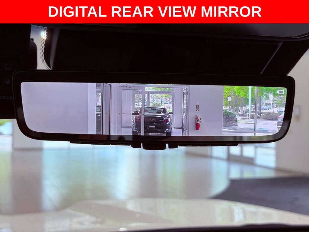 Used 2023 Lexus LX 600 4WD w/ Accessory Package (Z1) image 16