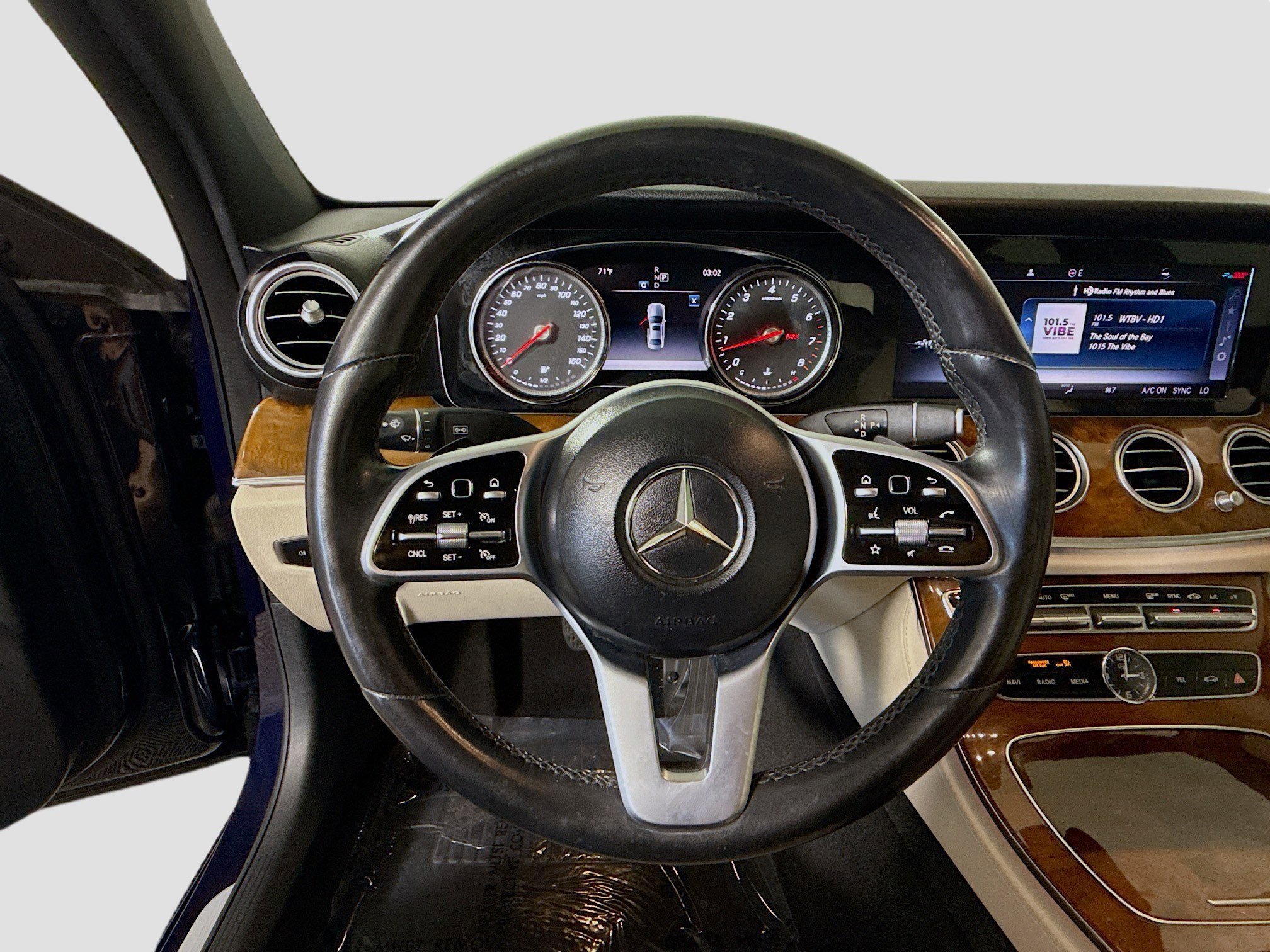 Used 2019 Mercedes-Benz E 300 w/ Premium 1 Package image 13