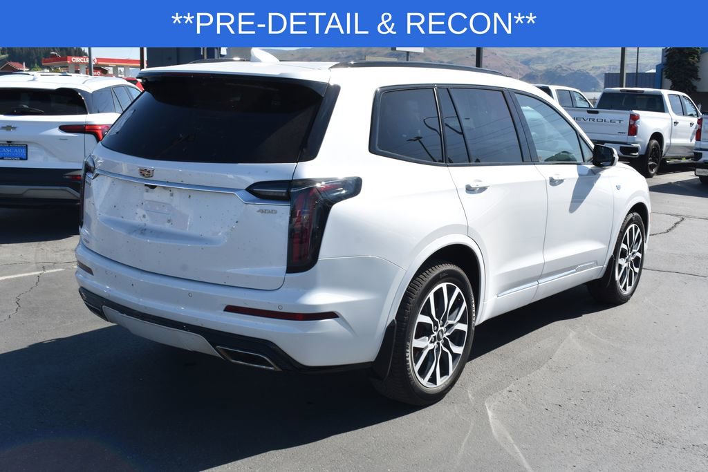 Used 2024 Cadillac XT6 Sport w/ LPO, Floor Liner Package AWD/4WD image 4