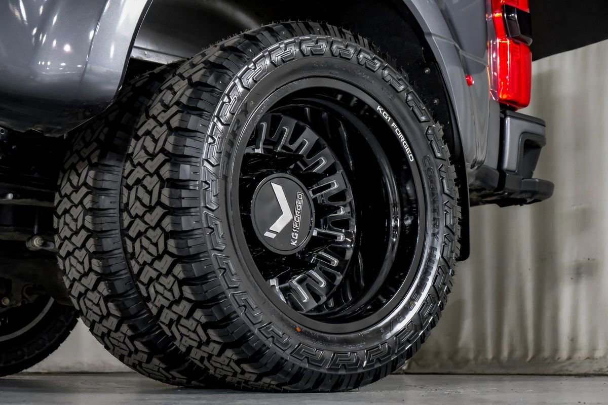 Used 2024 Ford F350 Platinum image 58