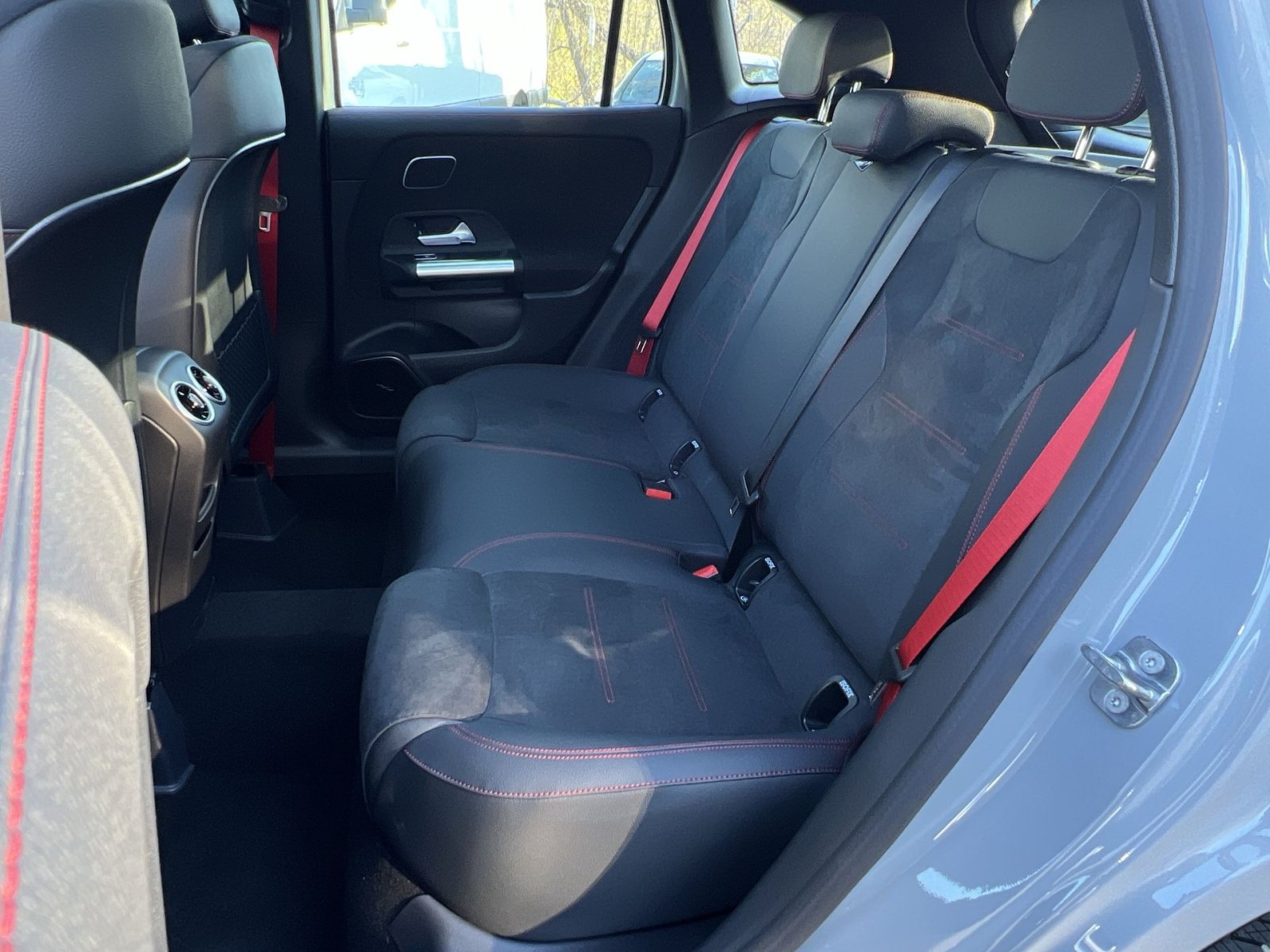 New 2026 Mercedes-Benz GLA 35 AMG 4MATIC image 23