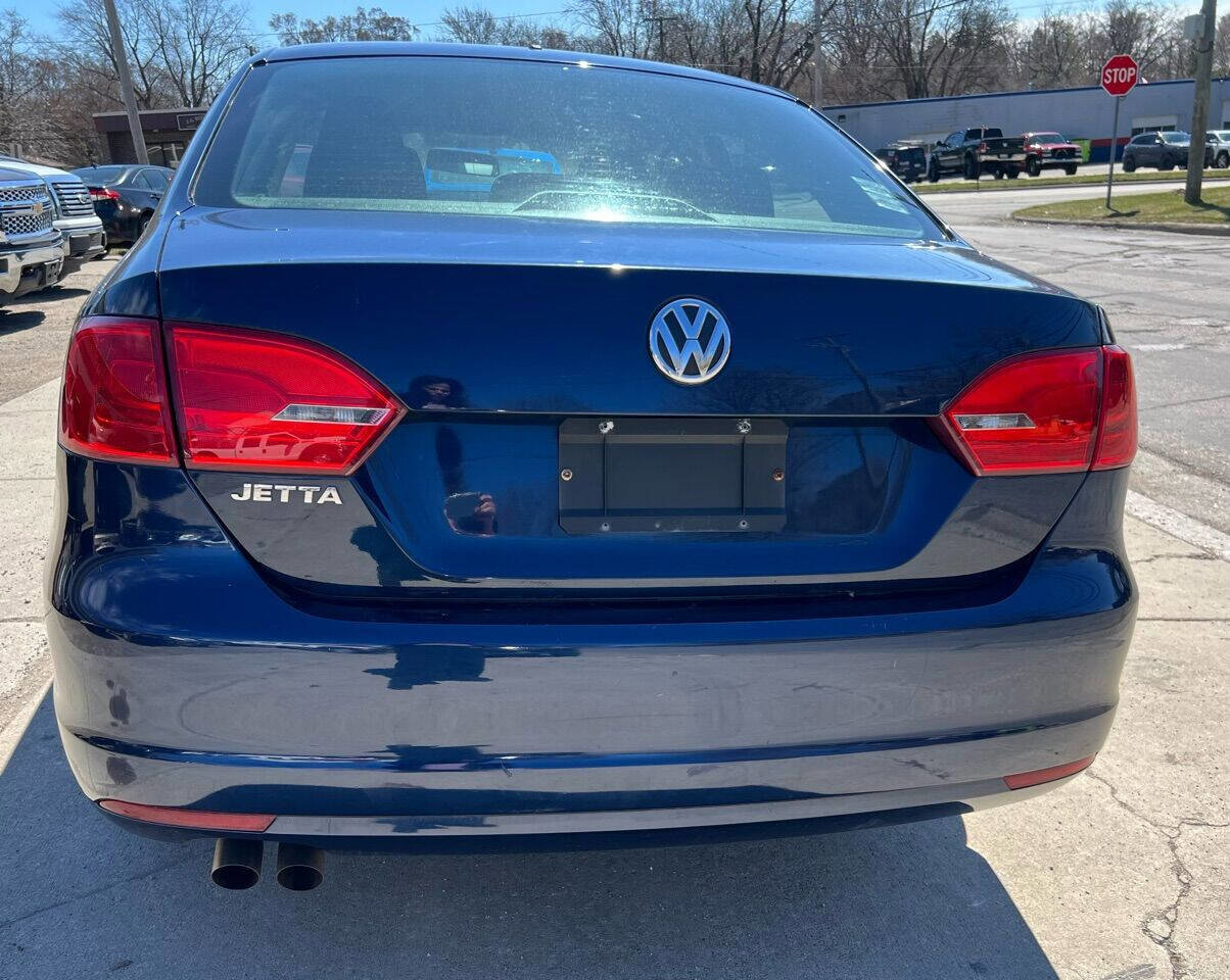 Used 2013 Volkswagen Jetta Sedan image 6