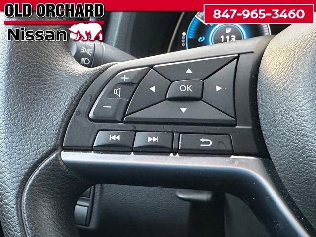 Used 2025 Nissan Leaf S image 19