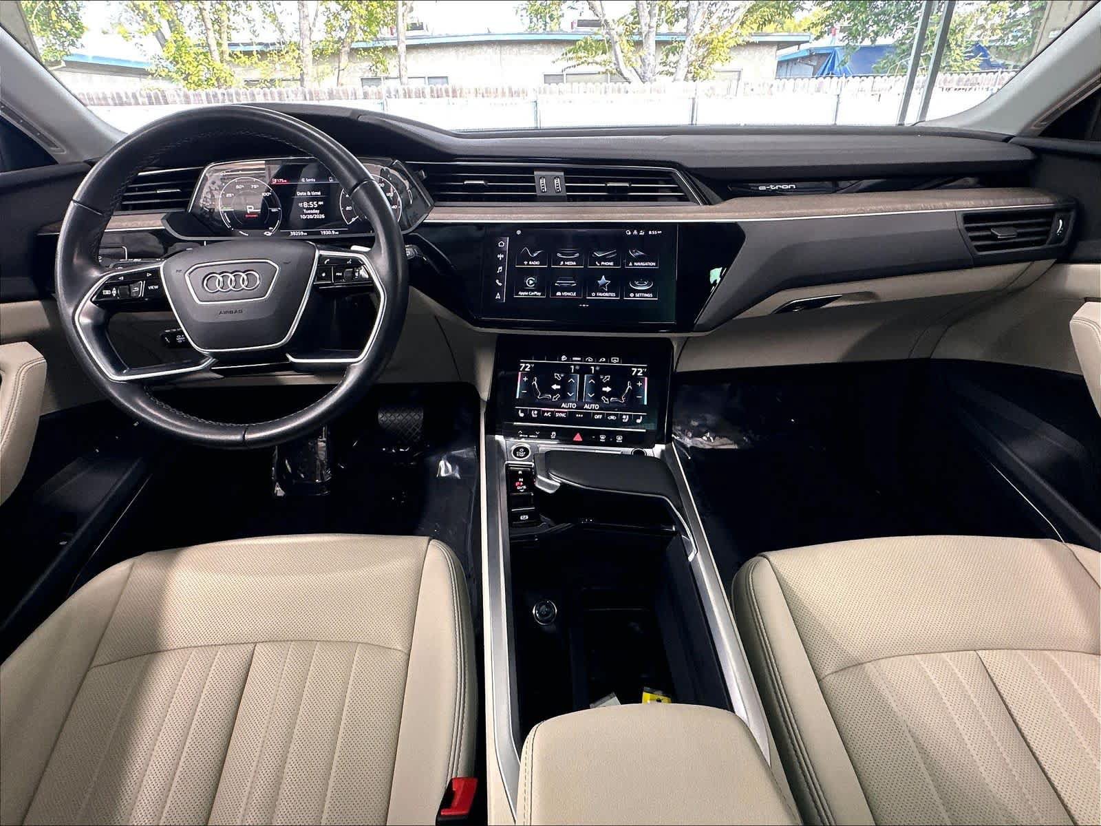 Used 2024 Audi Q8 e-tron Premium Plus AWD/4WD image 8