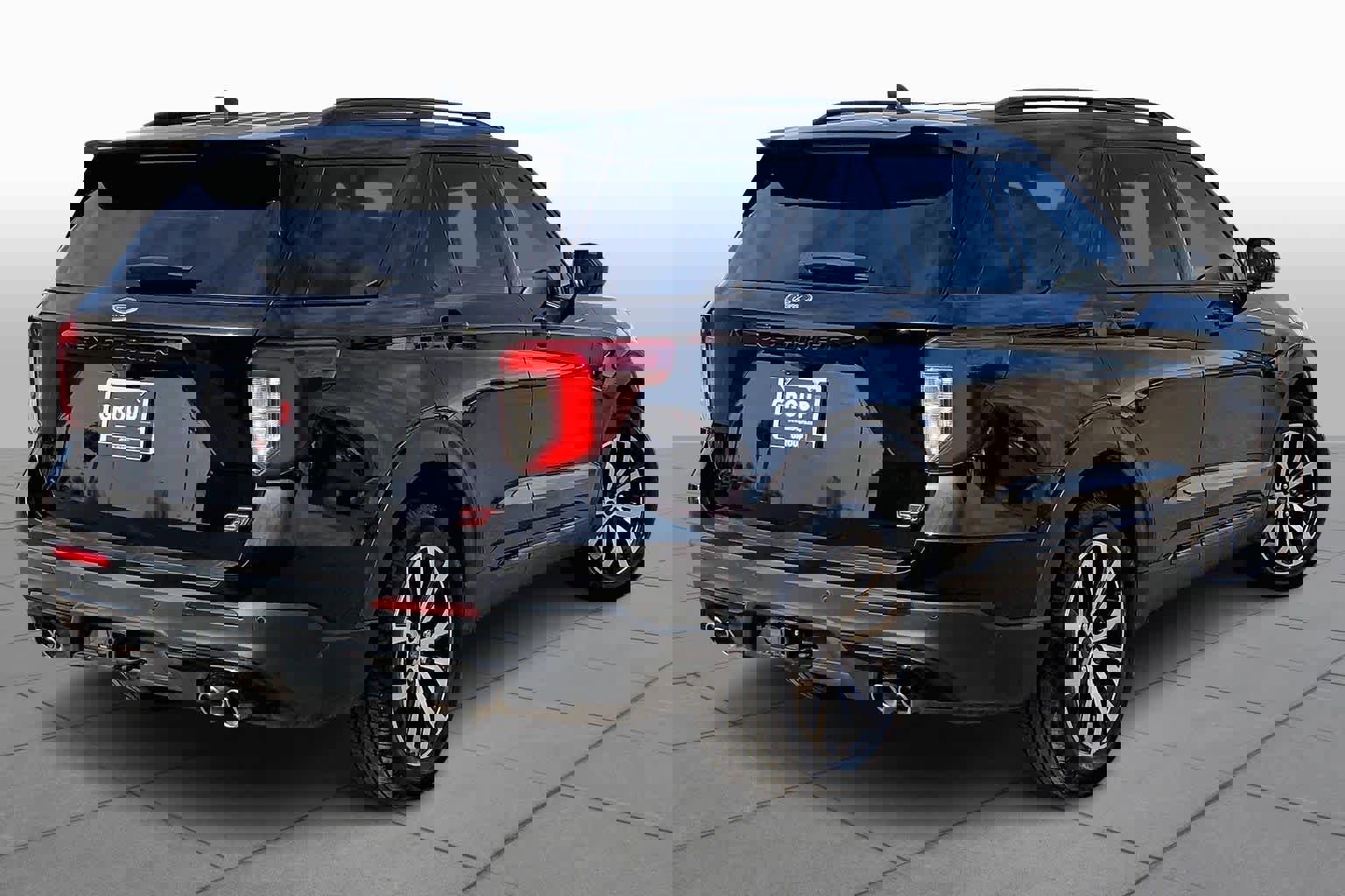 Certified 2020 Ford Explorer ST w/ Premium Technology Package image 12