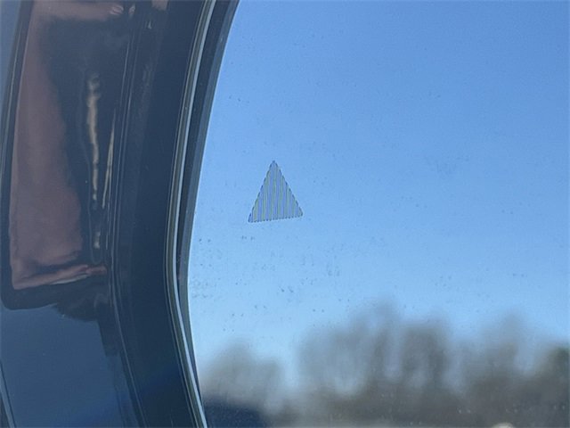 New 2025 Jeep Grand Cherokee Altitude image 38