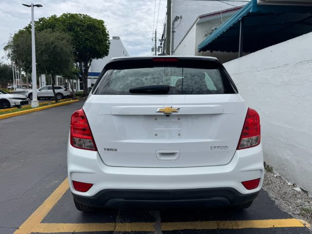 Used 2017 Chevrolet Trax LS w/ LPO, Cargo Package FWD image 8