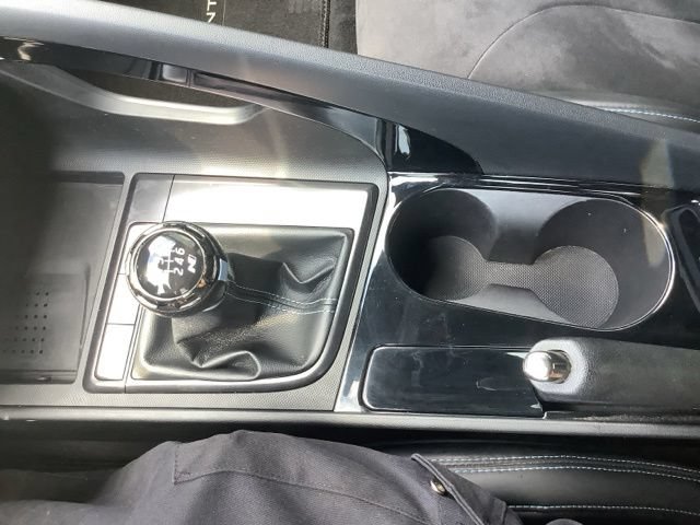 Used 2022 Hyundai Elantra N FWD image 32
