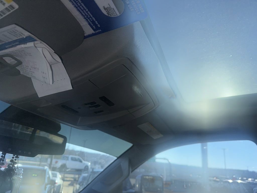 Used 2017 GMC Sierra 3500 Denali w/ Duramax Plus Package image 8