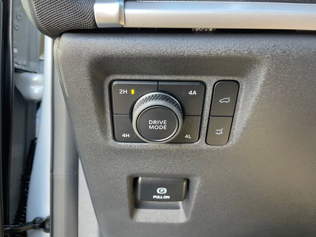 New 2025 Ford Expedition Active image 30