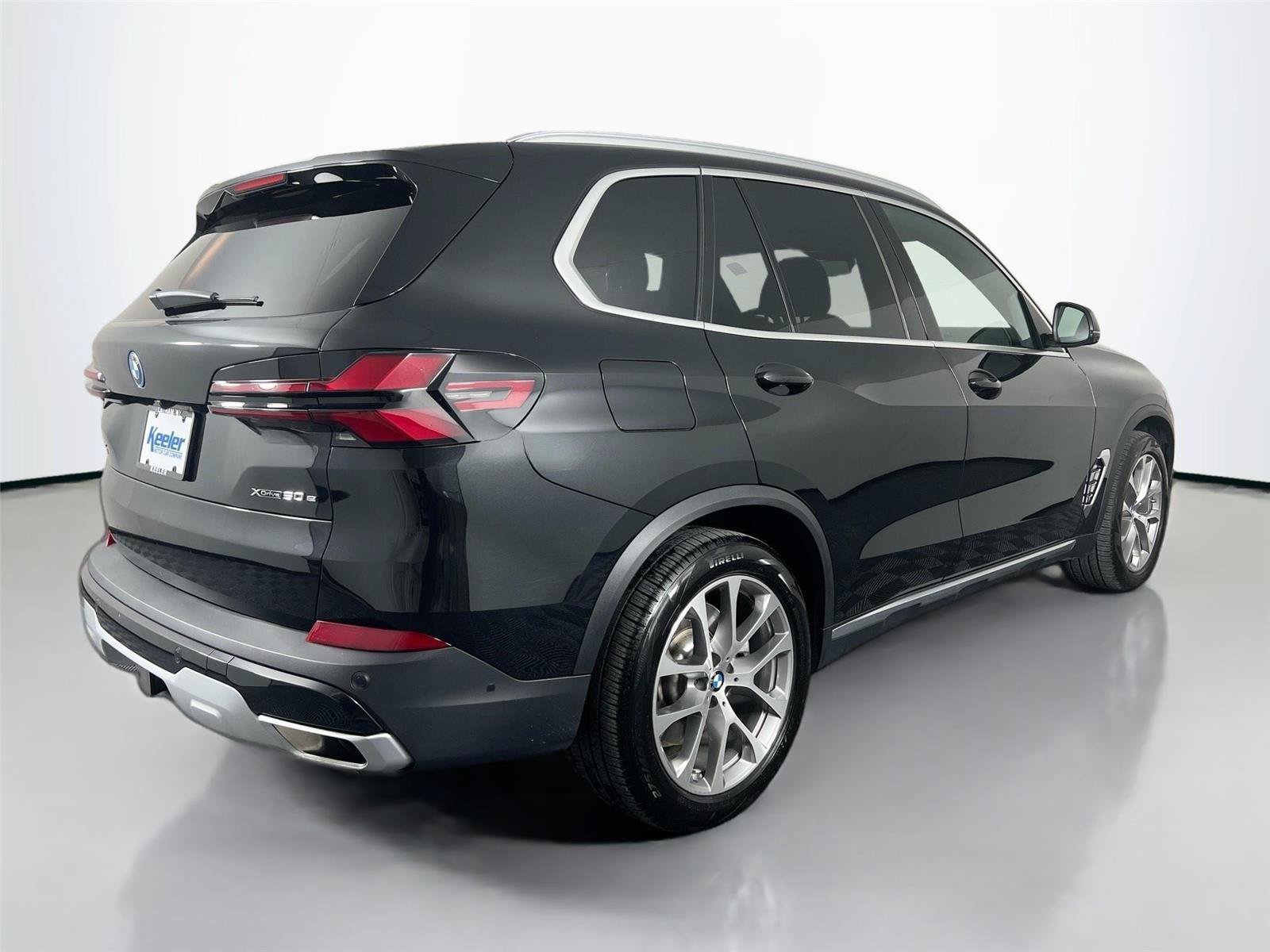 Used 2026 BMW X5 xDrive50e w/ Premium Package AWD/4WD image 6