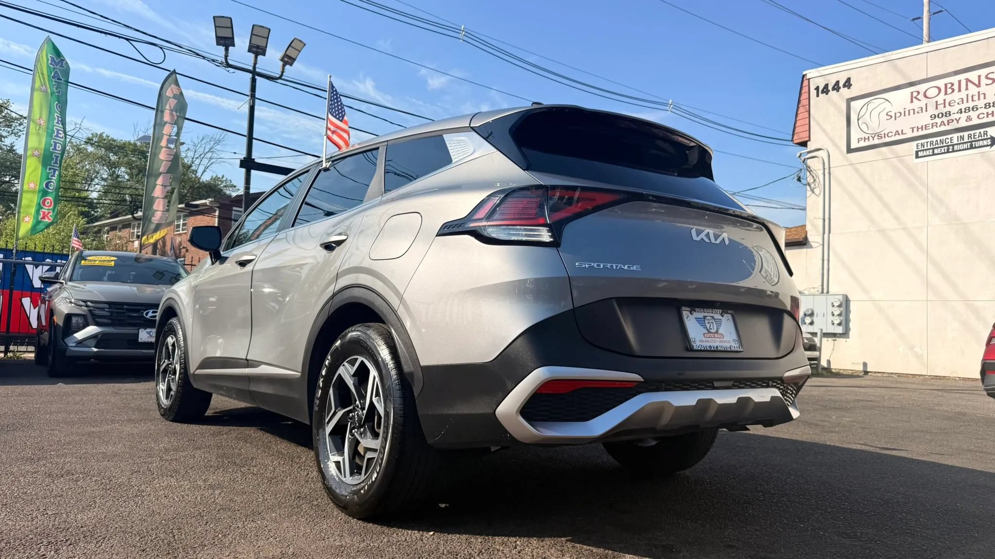 Used 2023 Kia Sportage LX FWD image 8