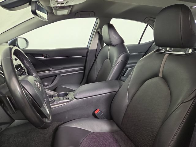 Used 2024 Toyota Camry XSE FWD image 11
