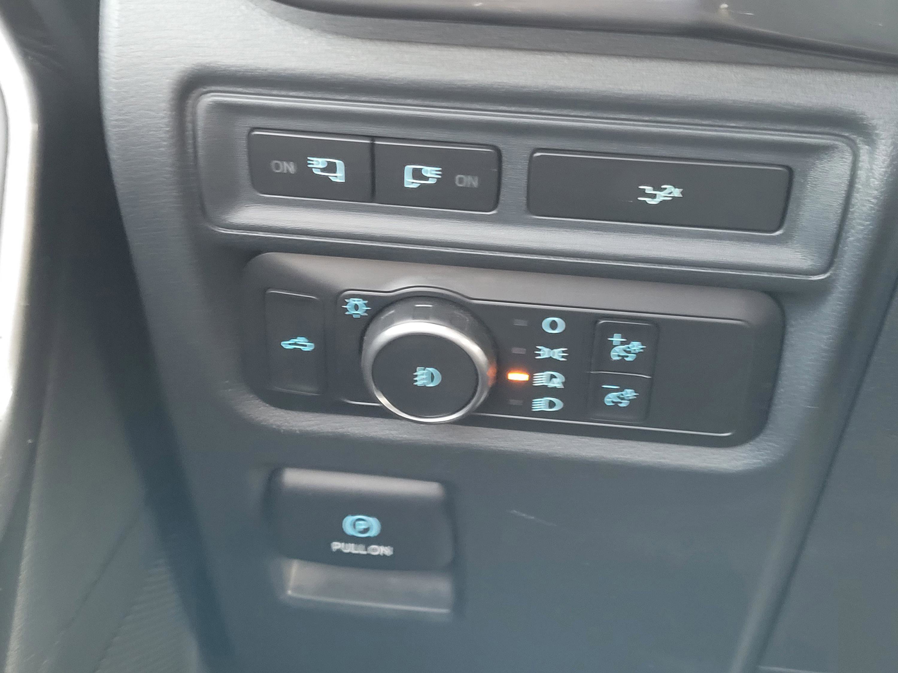 Certified 2022 Ford F150 XLT w/ Equipment Group 302A High image 25