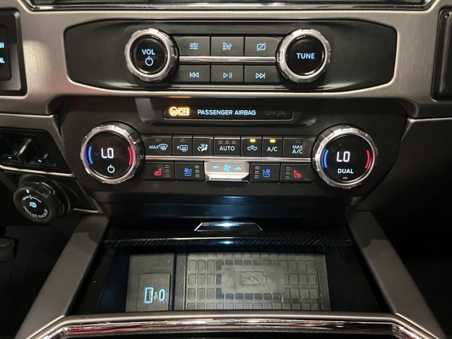 Used 2022 Ford F350 Platinum image 27