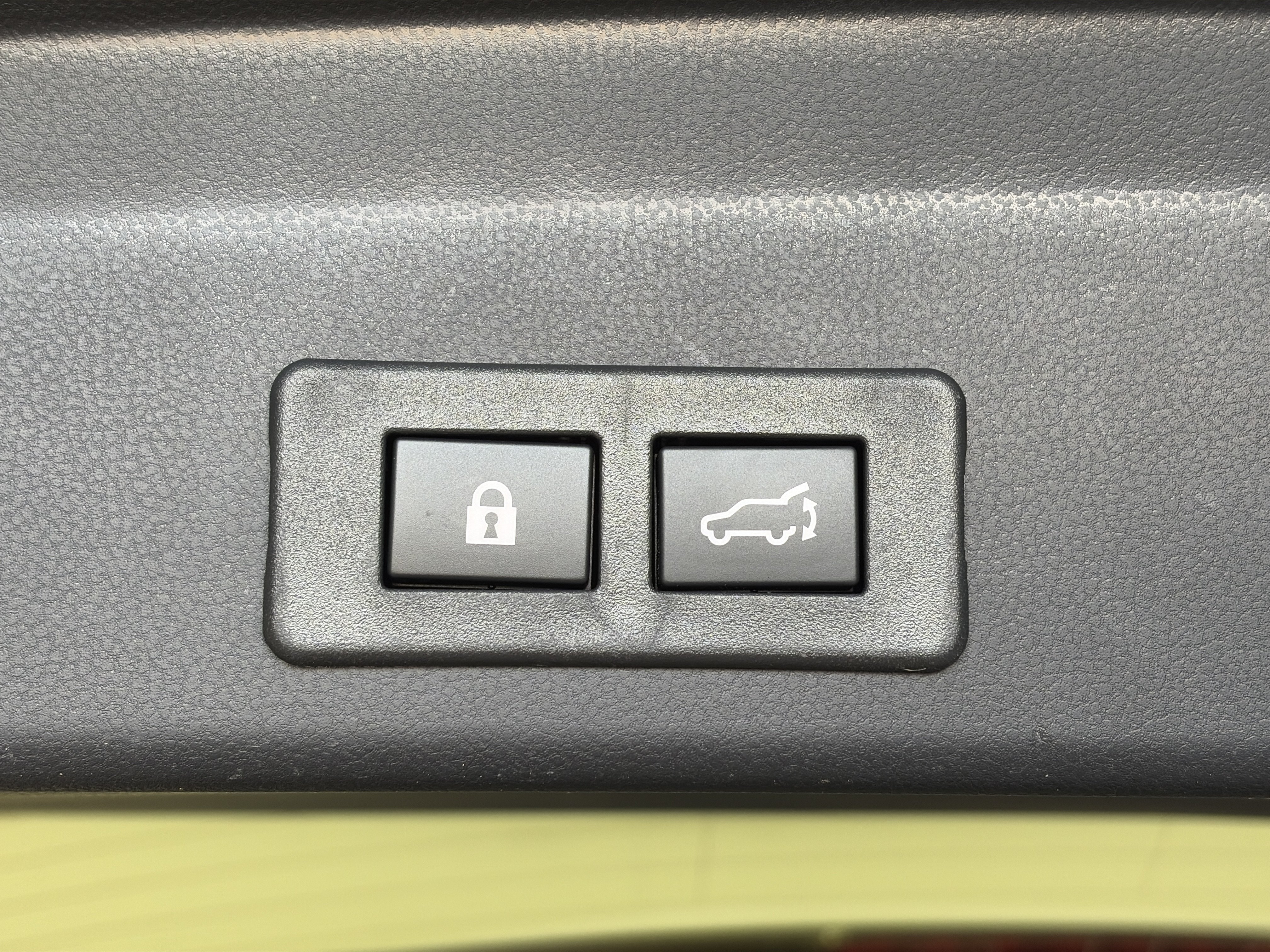 Used 2026 Subaru Ascent Premium AWD/4WD image 14